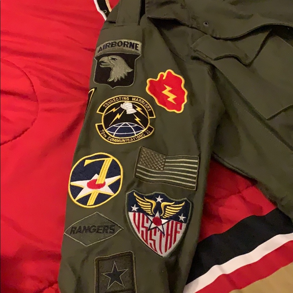 Bomber Jacket - Picture 3 of 4